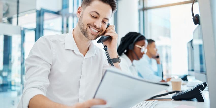 Why the Ability to Follow Scripts is Crucial for Consistent Customer Service