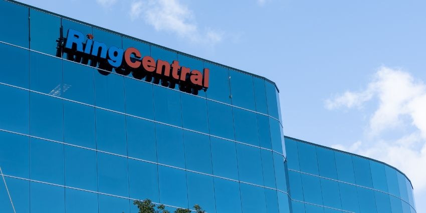 RingCentral's 1000+ RingCX and AI receptionist customers milestone