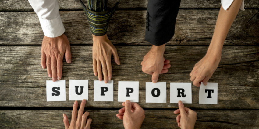 Help desk vs service desk