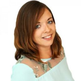 Emma Newman headshot