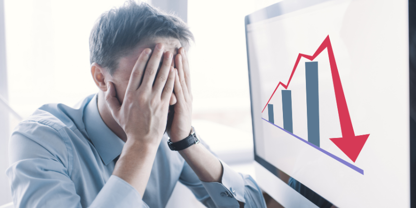 Contact center reliability statistics comparing outages vs degradation and hidden downtime cost
