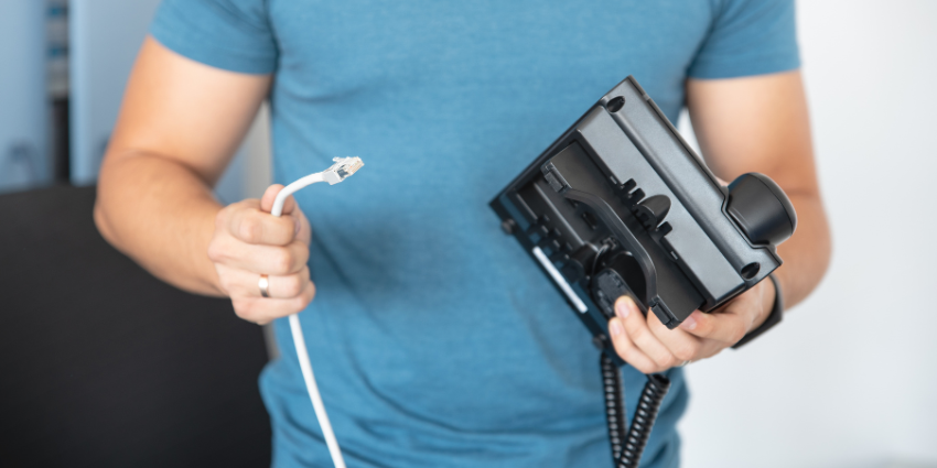 Modern CX technology stack in 2026 showing contact center operations technology and service management CX layers